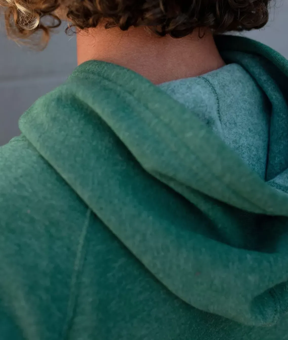 Men'S Ridiculously Soft Midweight Raglan Hooded Sweatshirt