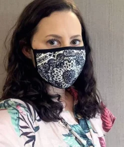 Women'S Ridiculously Soft Bandana Print 2-Layer Face Mask With Adjustable Ear Loops